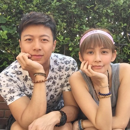 被求婚成功！袁艾菲公開喜訊「準人妻預備中」，高帥男友曝光「根本男版的她」網狂讚：超強夫妻臉❤
