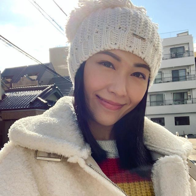 【只有她上榜!】來自大馬的『她』被選為香港娛樂圈10大美臉孔 Top 2 ❤ 網友: 他真人更美~