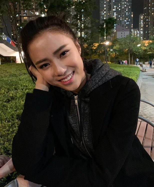 【只有她上榜!】來自大馬的『她』被選為香港娛樂圈10大美臉孔 Top 2 ❤ 網友: 他真人更美~