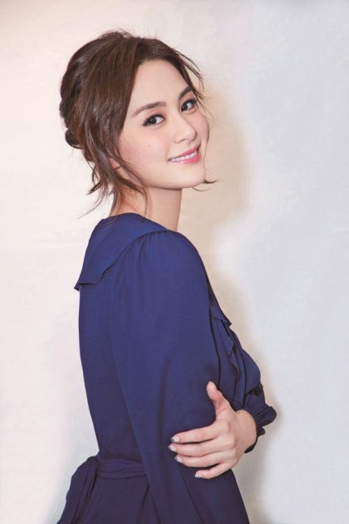 【只有她上榜!】來自大馬的『她』被選為香港娛樂圈10大美臉孔 Top 2 ❤ 網友: 他真人更美~