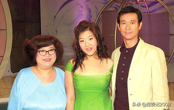 鄭欣宜官宣結婚！外籍老公高大帥氣，「肥姐」千萬遺產被再度！
