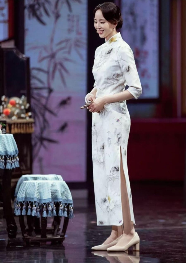 36歲的她是「彭于晏女神」，「生吃蜈蚣＋跌倒」依舊笑得漂亮，成功撩到彭于晏！