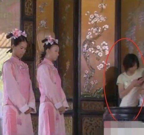 這些15個鏡頭穿幫得太容易被發現了吧！#15. 大清皇宮的自來水管
