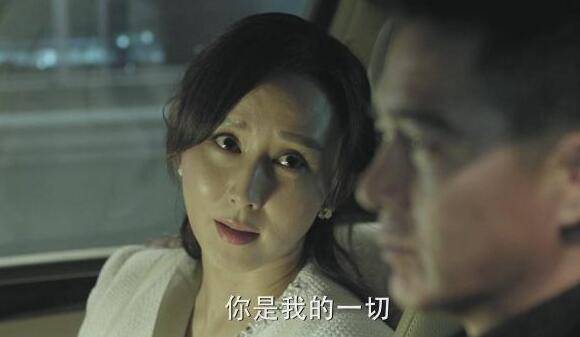 胡靜自曝嫁入馬來西亞豪門生活，吃飯用右手抓，穿裙子要過腳踝，中國網友吐槽：過著這樣子...還不如不嫁！