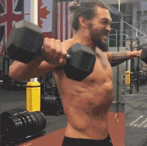 8歲就對老婆一見鐘情？關於man爆的《Aquaman》Jason Momoa，你一定要知道的8件事情！ 