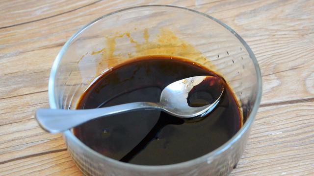 吃炒麵再也不用去飯店了，自己做想加啥菜加啥菜，一人一盤吃到撐