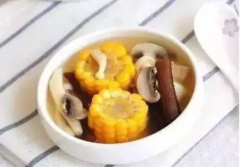 教你煲出10種營養又美味的素食湯，不只健康又出奇的好喝！