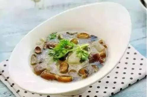 教你煲出10種營養又美味的素食湯，不只健康又出奇的好喝！