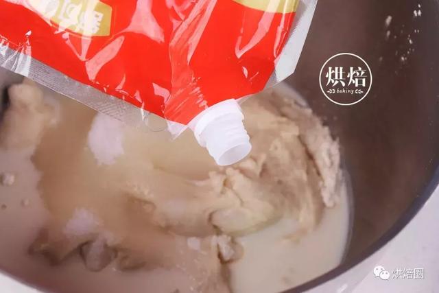 突然之間躥紅的奶昔麵包 一起揭秘它賣瘋的理由……