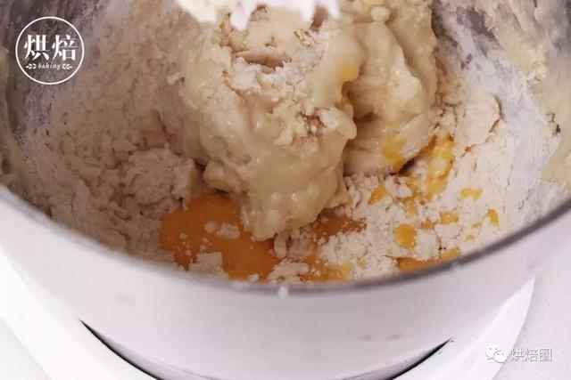 突然之間躥紅的奶昔麵包 一起揭秘它賣瘋的理由……