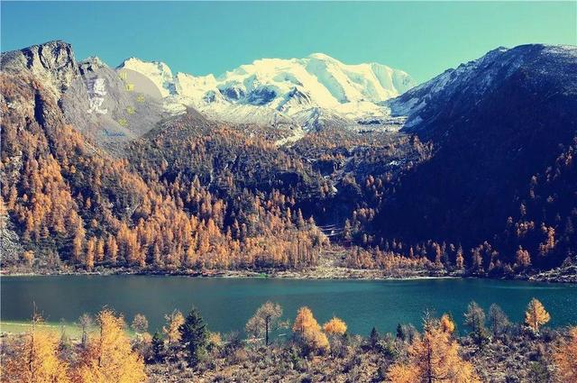 即將被開發！與色達比肩的聖地，境內藏有一座神山，美得實在低調