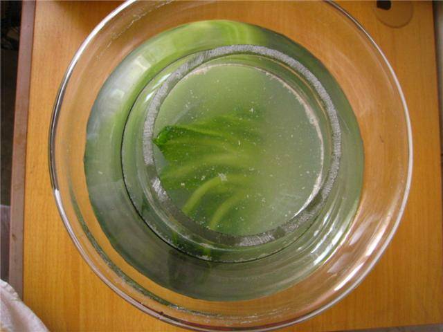 教你在家醃酸菜的方法，吃一年都不會壞，詳細步驟都發給你