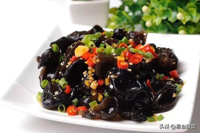 年夜飯做這些菜，每一道都是經典！收藏好，年夜飯為家人來一手