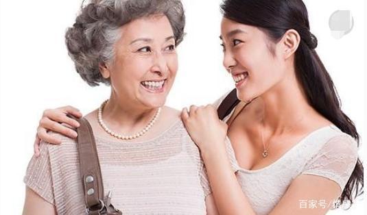 我娘家破產，我以為婆婆會逼我離婚，沒想到她卻直接搬到我娘家住