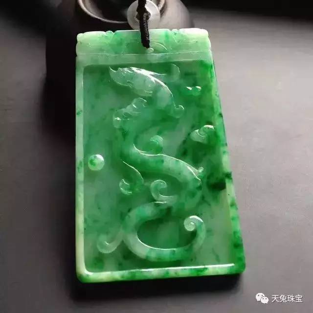 鞋子擺錯方向？你不漏財誰漏財？（風水禁忌之招財篇）