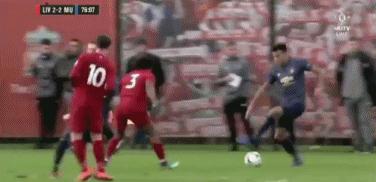 大逆轉！曼聯0-2落後3-2反超利物浦，青訓小王兩任意球+突破致勝