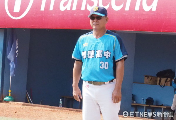 中職／味全龍魂不滅　鄭幸生：球員、球迷互動好  