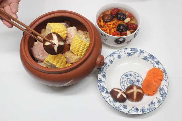 這菜和胃疼是冤家，煎湯或者泡水喝，養胃效果可能比「藥」好