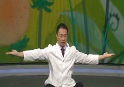 腰上「游泳圈」難去？輕鬆三招教你練出小蠻腰！