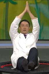 腰上「游泳圈」難去？輕鬆三招教你練出小蠻腰！