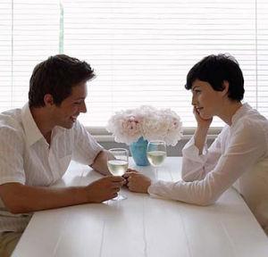 父母早亡，出嫁當天嫂子給30萬陪嫁，我跪下給嫂子磕頭，家婆哭了