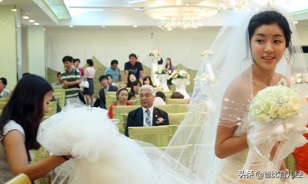 「嫁閨女要彩禮，你這不是賣女兒嗎？」丈母娘的回答讓女婿羞愧