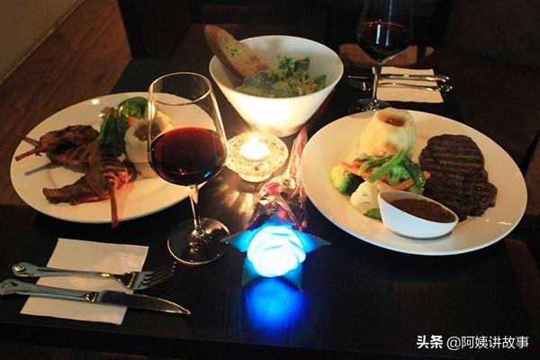 男子離婚後，街頭遇見岳母，看到嬰兒車的孩子，做法讓人感動