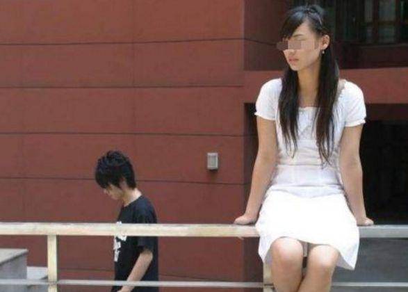 婆婆動手打兒媳，兒媳主動凈身出戶，老公開心送她走，婆婆後悔了