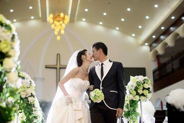 丈夫婚前隱瞞有個「吸血」妹妹，婚後妻子發現異樣：你們當我傻！