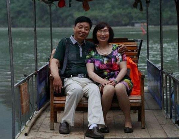 丈夫婚前隱瞞有個「吸血」妹妹，婚後妻子發現異樣：你們當我傻！