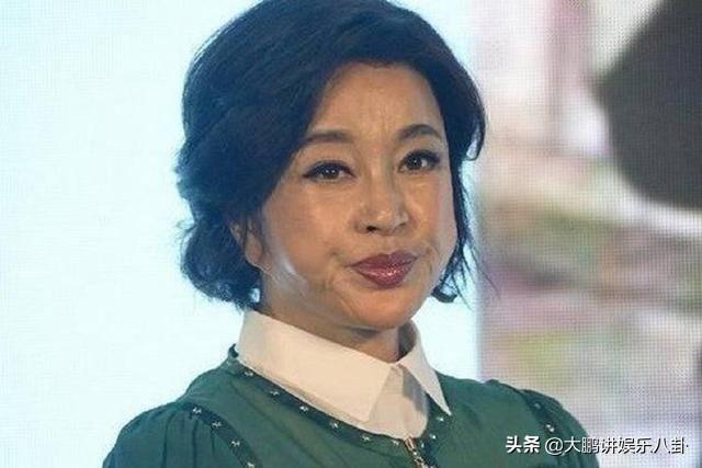 這些被「玻尿酸」毀掉的女星，看完你還敢打嗎？