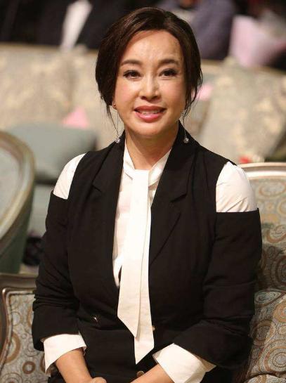 你看到的「不老神話」都是假的，女星是真老還是裝嫩？歲月饒過誰 