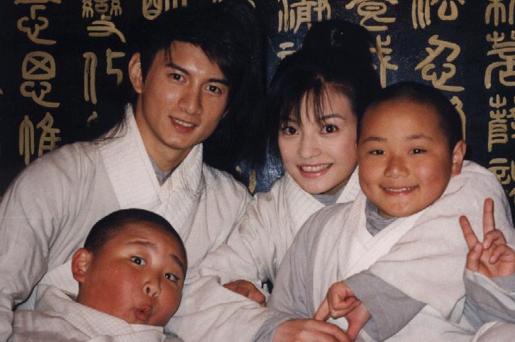 19年前，吳奇隆把「最帥的自己」給了趙薇，那個時候劉詩詩才12歲！