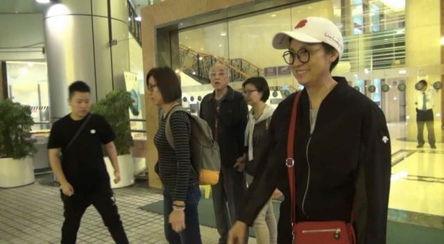 古天樂低調為77歲老戲骨，盧海鵬付20萬手術費，獲全民盛讚有情有義！