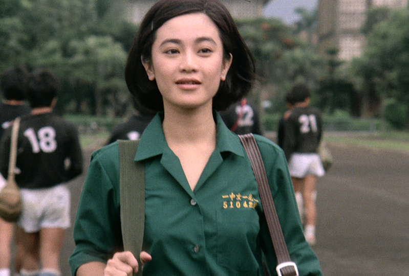 不只謝金燕的孩子生父成謎！她在丈夫過世4年才鬆口：「肚子裡的孩子其實是.....」網友爆淚！