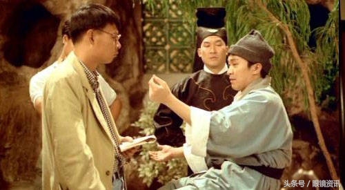 李力持曬《唐伯虎點秋香》片場照，周星馳鞏俐滿滿的一波回憶殺 