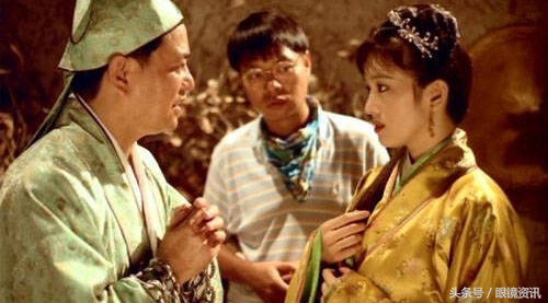 李力持曬《唐伯虎點秋香》片場照，周星馳鞏俐滿滿的一波回憶殺 