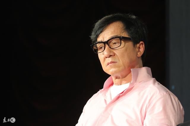 李連傑下遺囑要捐100億 唯一願望改回國籍 成龍的回應讓他絕望