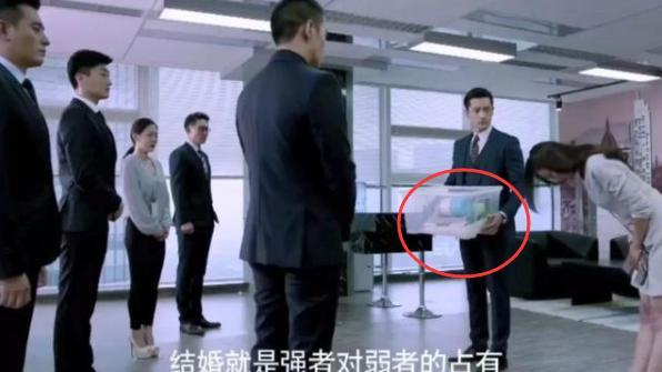 史上最雷人的穿幫鏡頭，讓人哭笑不得，「超爆笑的穿幫鏡頭」大盤點 -