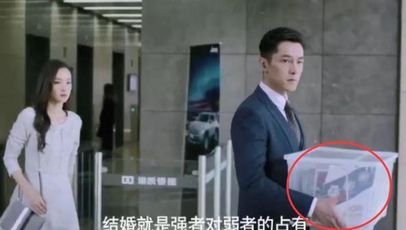 史上最雷人的穿幫鏡頭，讓人哭笑不得，「超爆笑的穿幫鏡頭」大盤點 -