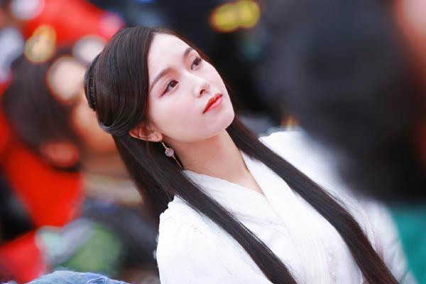 新版《天龍八部》劇照曝光，網友：這是「拼多多版」王語嫣吧 