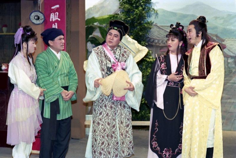方駿喪妻「獨自撫養女兒」為此4年不接戲　，「天天樂當煮夫」不想找伴父女相依為命！