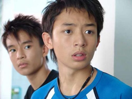 【不要再說'從小看他戲長大'了!】馮偉衷根本就不是《小孩不笨》的演員! 跟風RIP網民尷尬打臉了…
