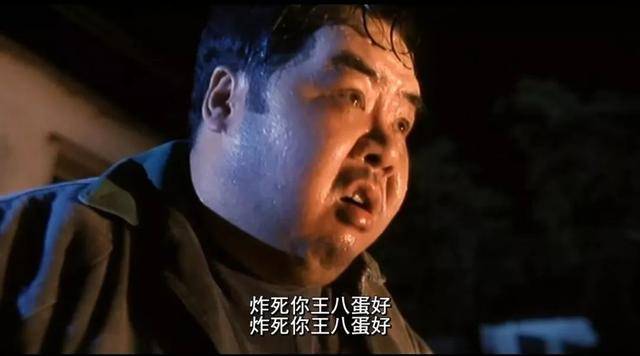 這才叫港片！「香港第一殺人導演」拍攝，美國學者愛的咬牙切齒