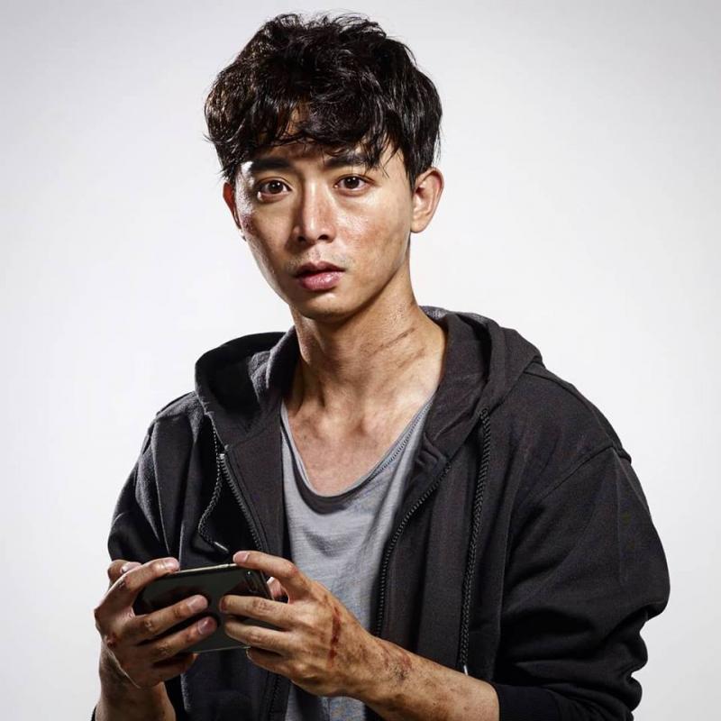 【等到的是冷冰冰的他…】馮偉衷重傷不治得年28歲,離世前最後帖文:我要出外軍訓So等我回來！