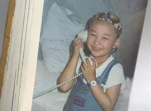 釋小龍小時候的各種樣子，網友：他真的對得起初代萌神這個稱號！ 
