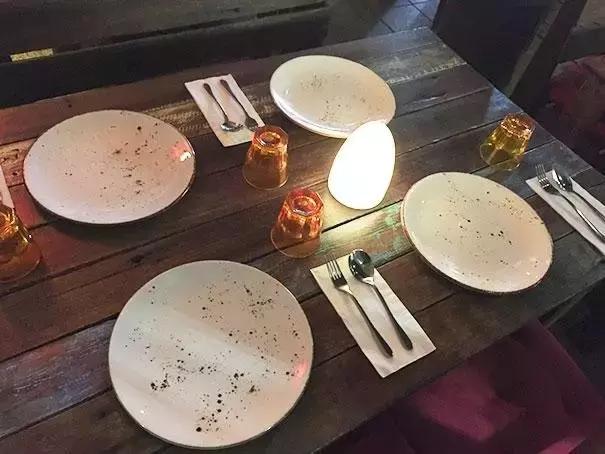 讓顧客忍不住吐槽的餐廳，看了覺得真的不冤！