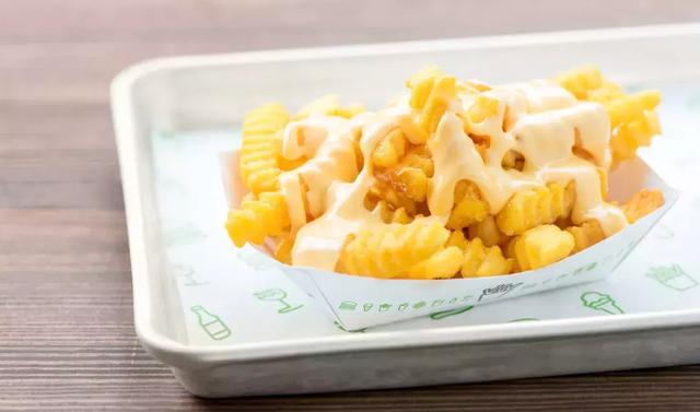 美國網紅級品牌Shake Shack空降魔都｜又要騙我吃漢堡了