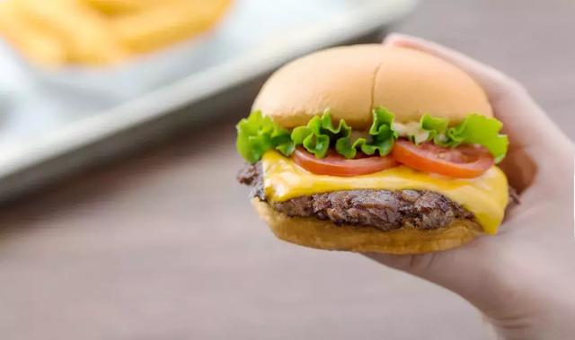 美國網紅級品牌Shake Shack空降魔都｜又要騙我吃漢堡了