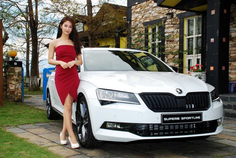 人妻的願望  2019年式 Superb combi sportline
